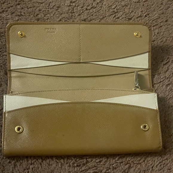 Authentic Prada Saffiano Beige Leather Long Wallet - Picture 7 of 8